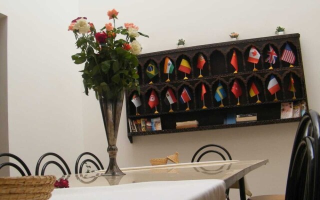 Hostel Mondial