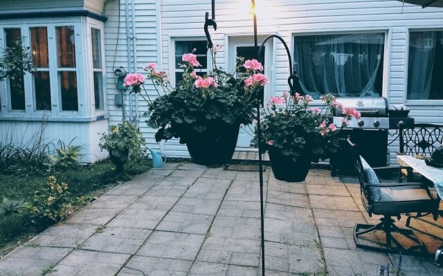 La maison Rose Alma Couette et Café