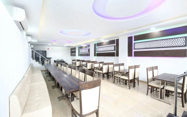Capital O 10540 Hotel JD Residency