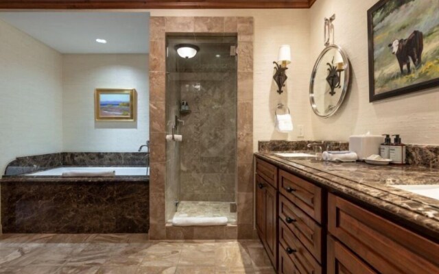 Platinum Vail Ritz-carlton 3 Bedroom Mountain Residence Just One Block From the Eagle Bahn Gondola