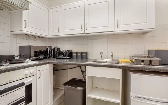 Worcester City Centre 1 Bed Apartment