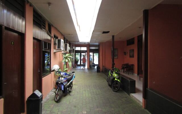 Hotel Bakti