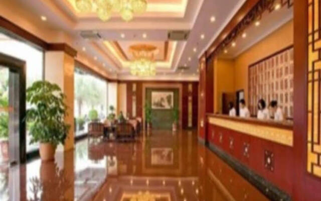 Zhongshan Jinbai Hotel