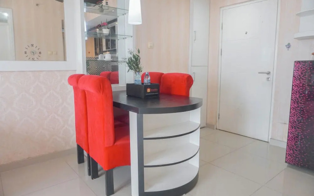 Cozy Living And Relaxing 2Br At Bogor Valley Apartment