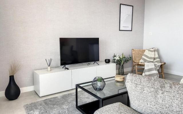 Via Celere 2330 Sea View Apartment