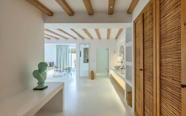 Akkadian LGBT Boutique Hotel