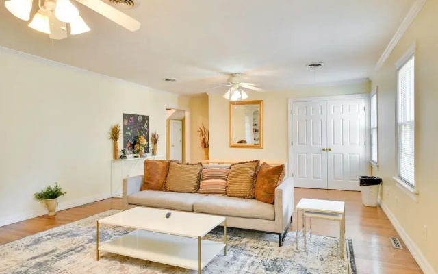 Spacious Amarillo Home With Shared Fire Pit!