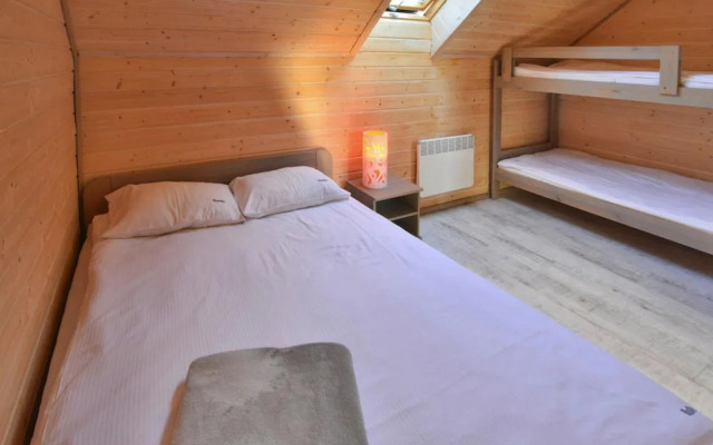 Cottage in Sianozety Near Golden Beach