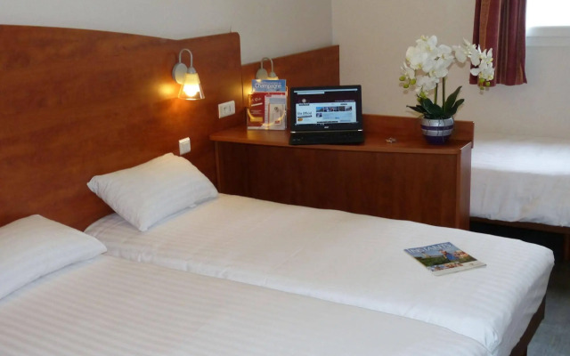 Brit Hotel Reims La Pompelle