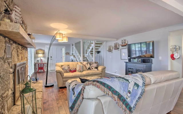 Private Dock: Waterfront Lake Ozark Home!