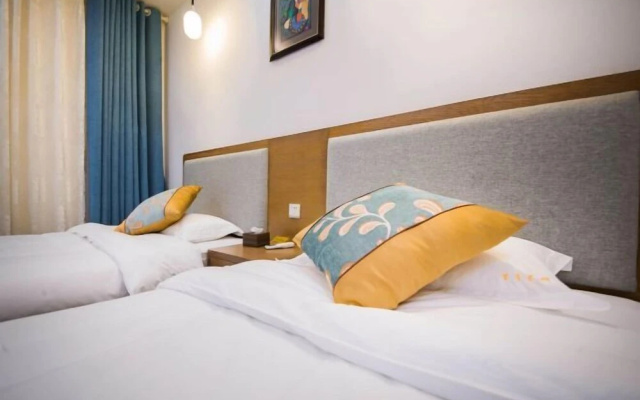 Guilin Eiffel Hotel (Xiangbishan Liangjiang Sihu Branch) – Guest Rooms – Guilin