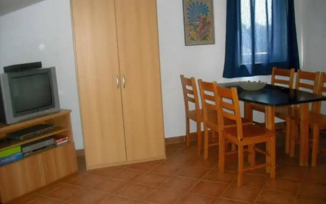 Catalina Apartments