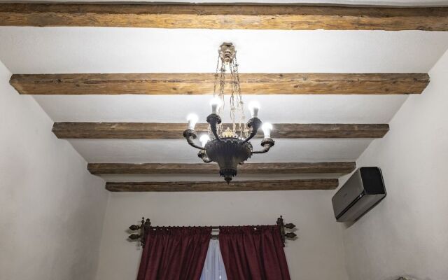 The Throne Boutique Hotel