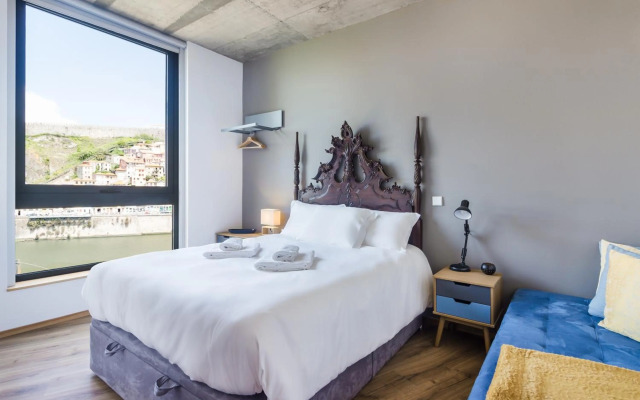 Bridge It - Suites & Views