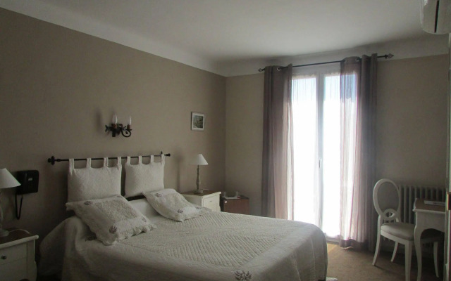 Le Castelet des Alpilles