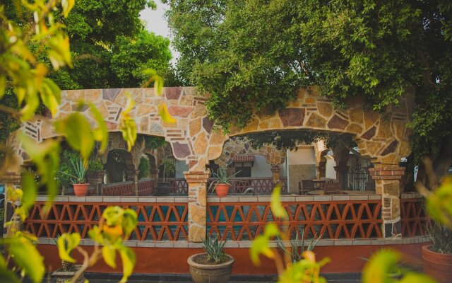 Hotel Cosmos Don Carlos