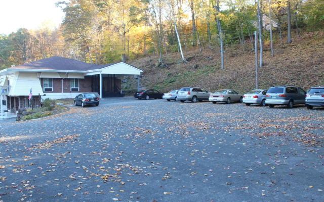 Passport Inn and Suites