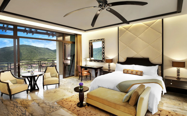 The St. Regis Sanya Yalong Bay Resort