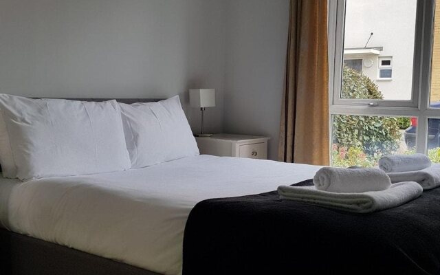 Select Serviced Accommodation - Gweal Place