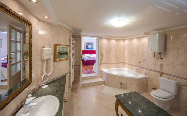 Holiday Home Lapad Beach Royal