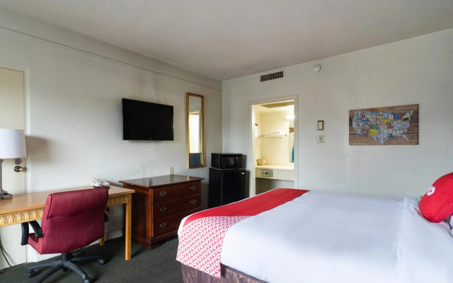 OYO Hotel Sumter SC Downtown