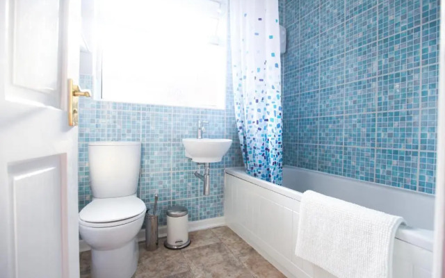 Honest Hospital House Apartment 1