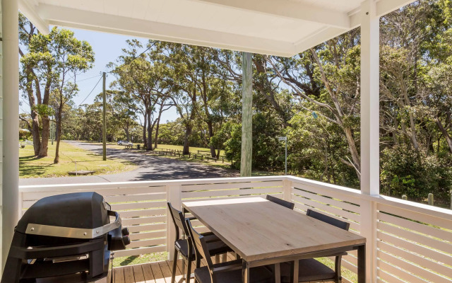 Surfside Cudmirrah Beach