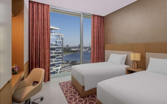 Hilton Dubai Creek Hotel & Residences