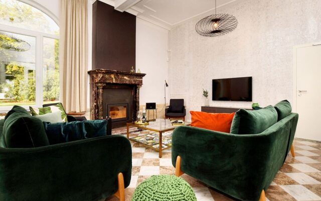 Opulent Holiday Home in Spa with Sauna, Hot Tub, Playroom