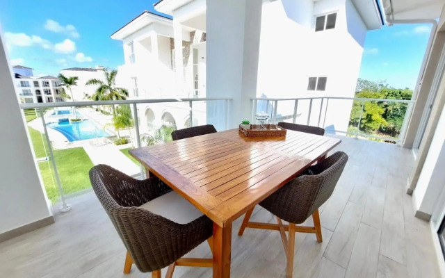 Unique Pool & Golf view retreat 1BR at Cana Pearl