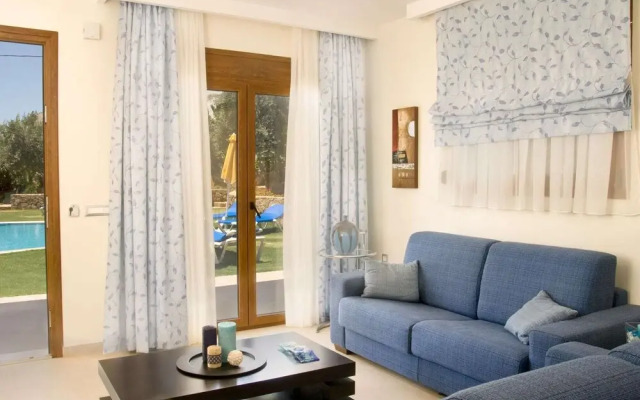 Beautiful Villa With Swimming Pool