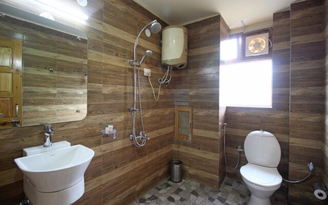 OYO 7538 Home Stay Rajput Royal Cottage