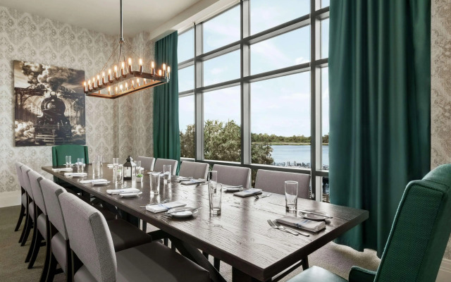 Embassy Suites by Hilton Wilmington Riverfront