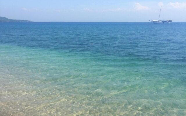 Maleo Moyo Seaside Resort