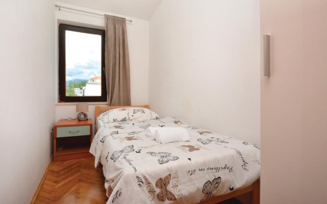 Amazing Home in Podstrana With Wifi and 2 Bedrooms