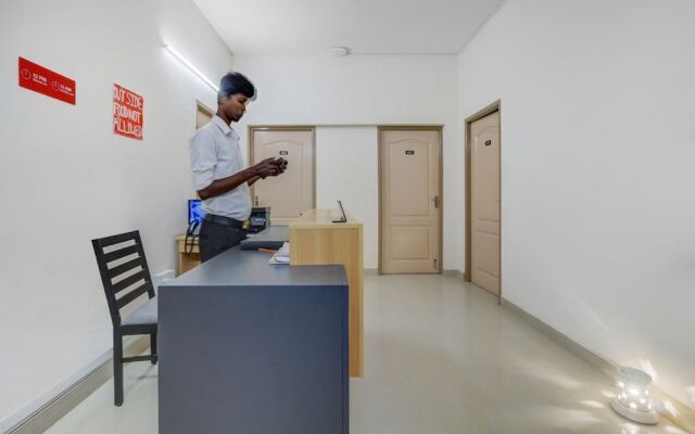 OYO 26472 Silverkey Pallikaranai