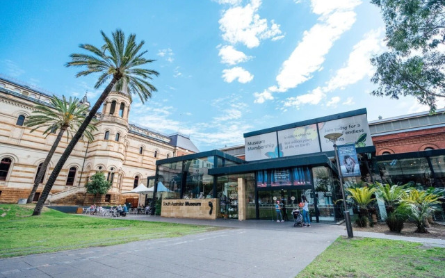 Serendipity on Gouger-Chinese Markets - Wifi - Nespresso - Amenities