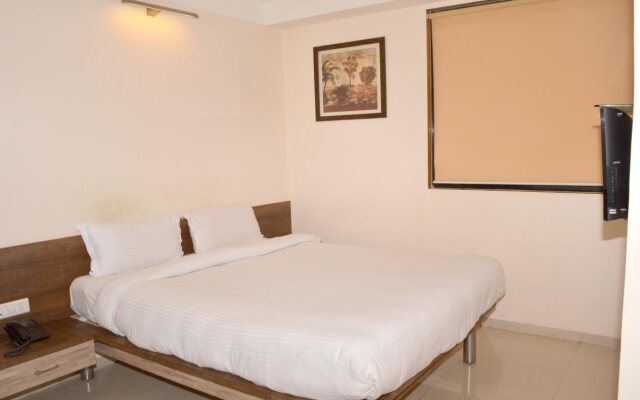 Budget Inn Palm Regency