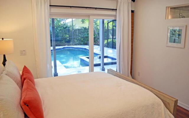 Shell Beach - The Treehouse 210