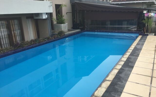Mount Marina Villas