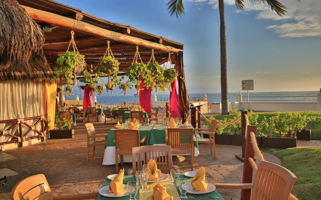 Plaza Pelicanos Grand Beach Resort - All Inclusive