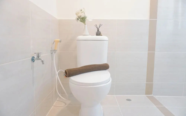 Homey And Minimalist Studio Apartment Meikarta