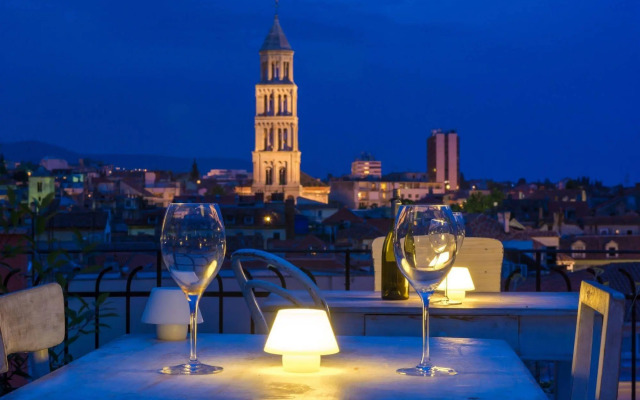 Procurator 7 Luxury Rooms