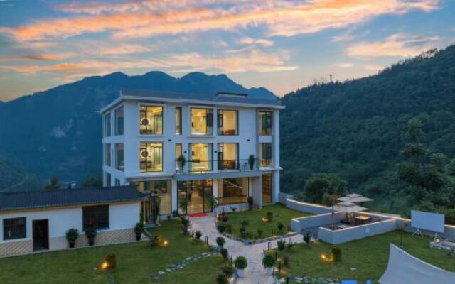 Xingli Yeyu Homestay (Enshi Grand Canyon Visitor Center)