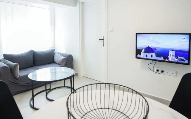 Cozy 1 Bd Basement Apt in Pagrati