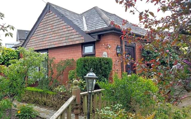 Hollingworth Lake Guest House