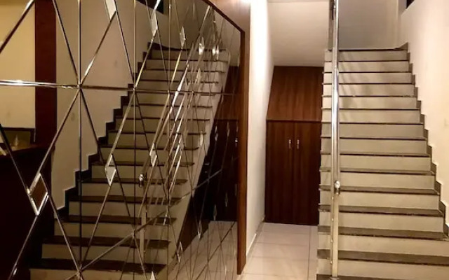 Hotel Airport City