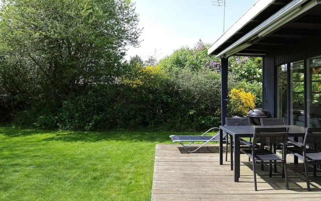 4 Person Holiday Home in Store Fuglede