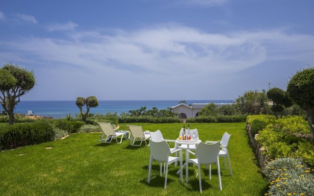 Protaras Seafront Villa Sirina Pearl