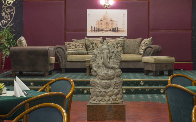 TOP HOTEL Praha & Conference Centre